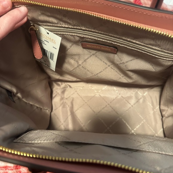 Michael Kors Avril LG Satchel Pink - Picture 3 of 3